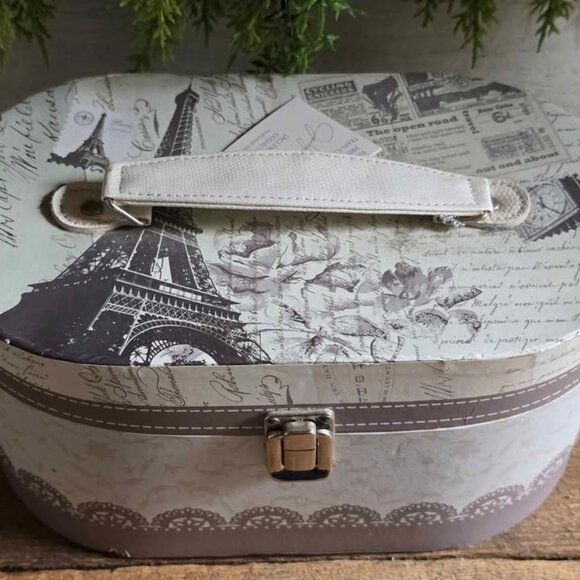 New Jaclyn Smith Paris Print Train Case Travel Cosmetic Box French Eiffel Tower - Picture 2 of 10